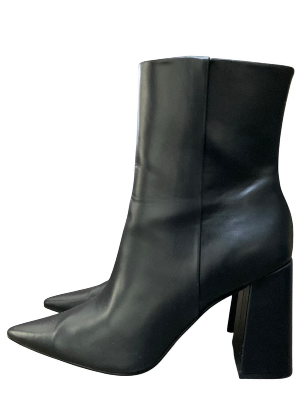 Steve Madden Black Pointed Toe Ankle Boots Size 9.5 EUC
